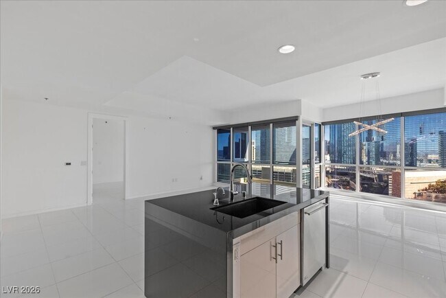 Photo - 4525 Dean Martin Dr Unidad 1609