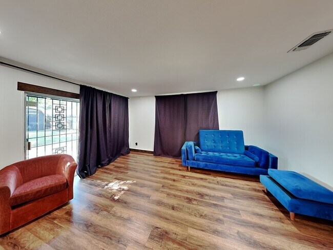 Photo - 1217 Circle Park Blvd