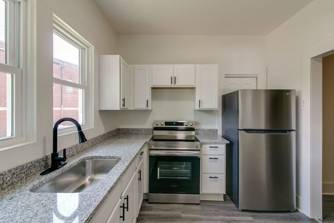 Photo - 143 Emory St Unit C