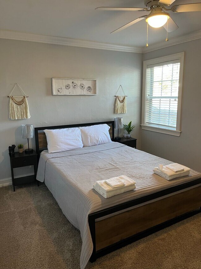Photo - La Mediterranean Apartments