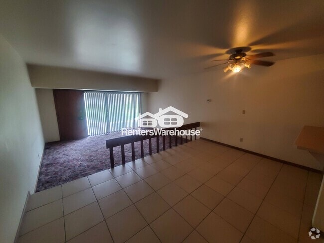 Building Photo - 7000 N 43rd St Rental