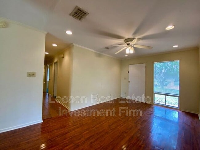 Photo - 2838 Smithfield Rd