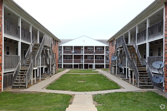 Photo - Edon Apartments