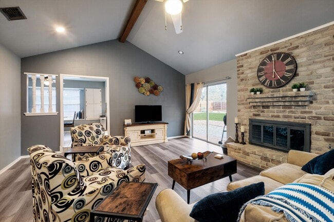 Photo - 2607 Lone Summit St