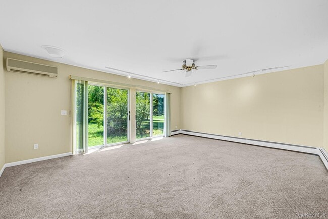 Photo - 1394 Main Rd