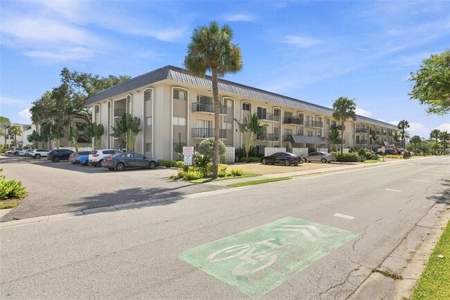 Photo - 4606 W Gray St Unit 301