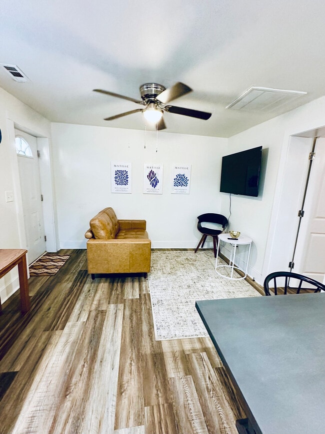 Photo - 405 Cedar Lane Rd Unit SI ID1234788P