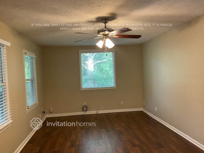 Photo - 504 Rivercrest Dr