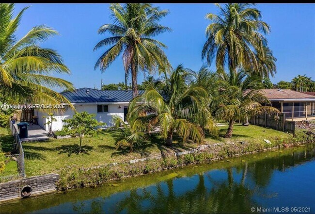 Photo - 2100 SW 100th Ave