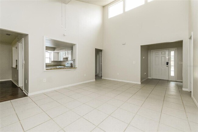 Photo - 709 Del Rio Way