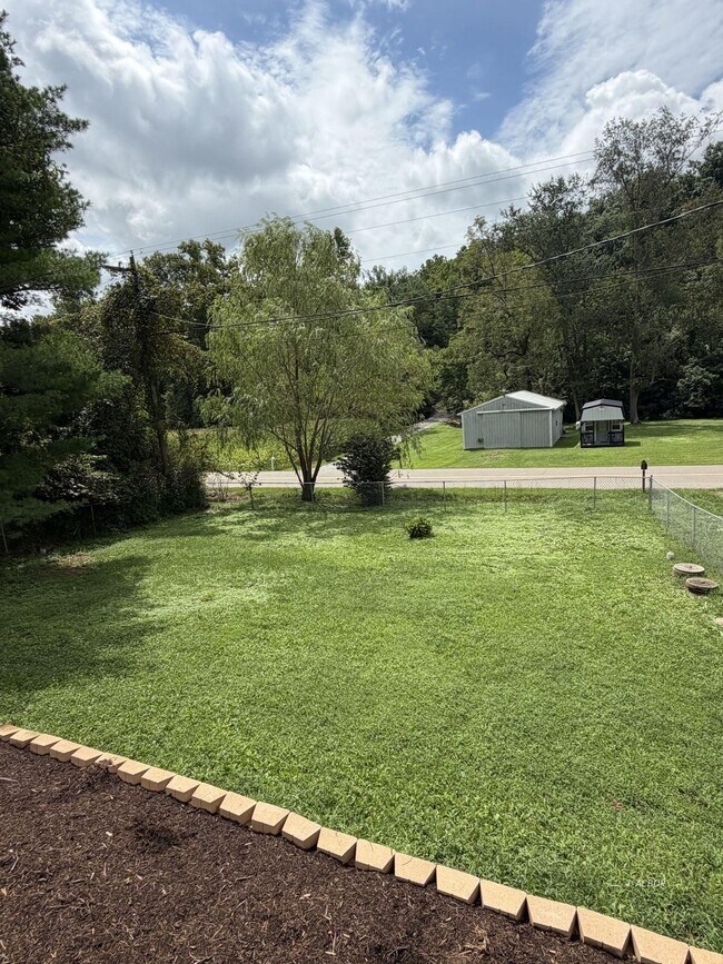 Photo - 2048 Georges Creek Rd