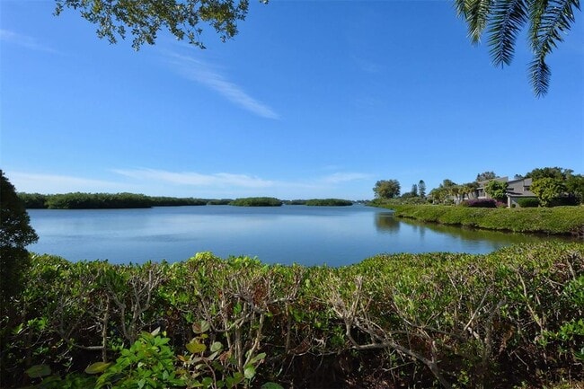 Photo - 1608 Bayhouse Point Dr Unit GL304