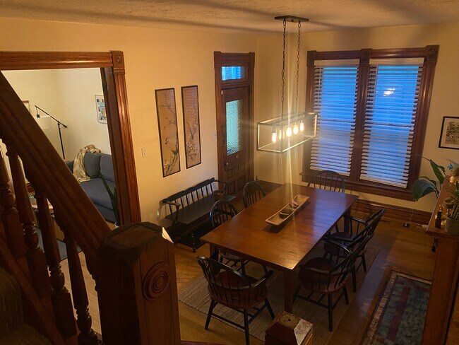 Photo - 335 W 2nd Ave