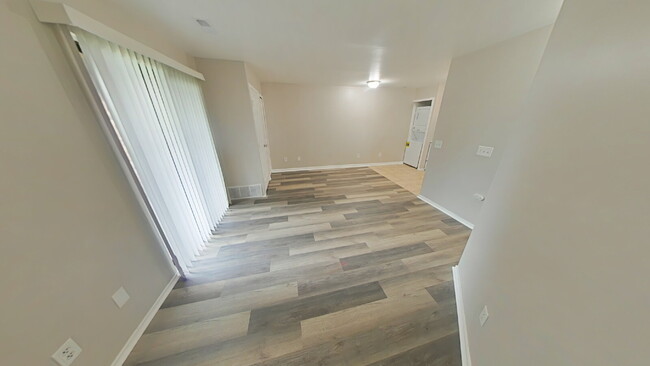 "1-Bedroom Condo Retreat in Fraser with 45... - "1-Bedroom Condo Retreat in Fraser with 45...