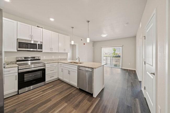 Photo - Holmes Corner Apartments