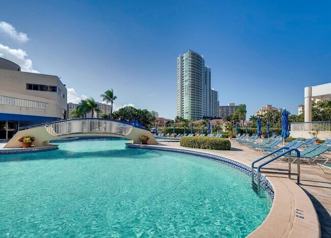 Photo - 19707 Turnberry Way Unit 16L