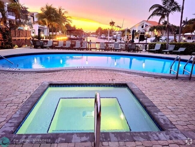 Building Photo - 1421 S Ocean Blvd Unit 102 Rental