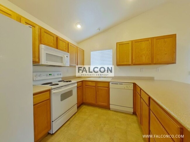 Photo - 14207 White Peak Dr