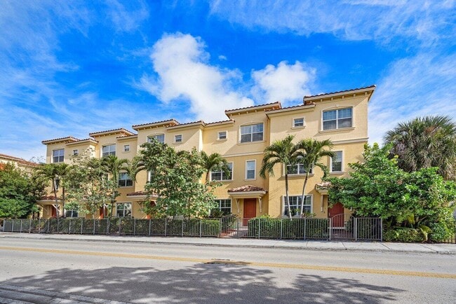 Building Photo - 224 S Federal Hwy
