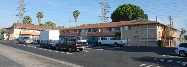 Photo - Northridge Nexus Apartments