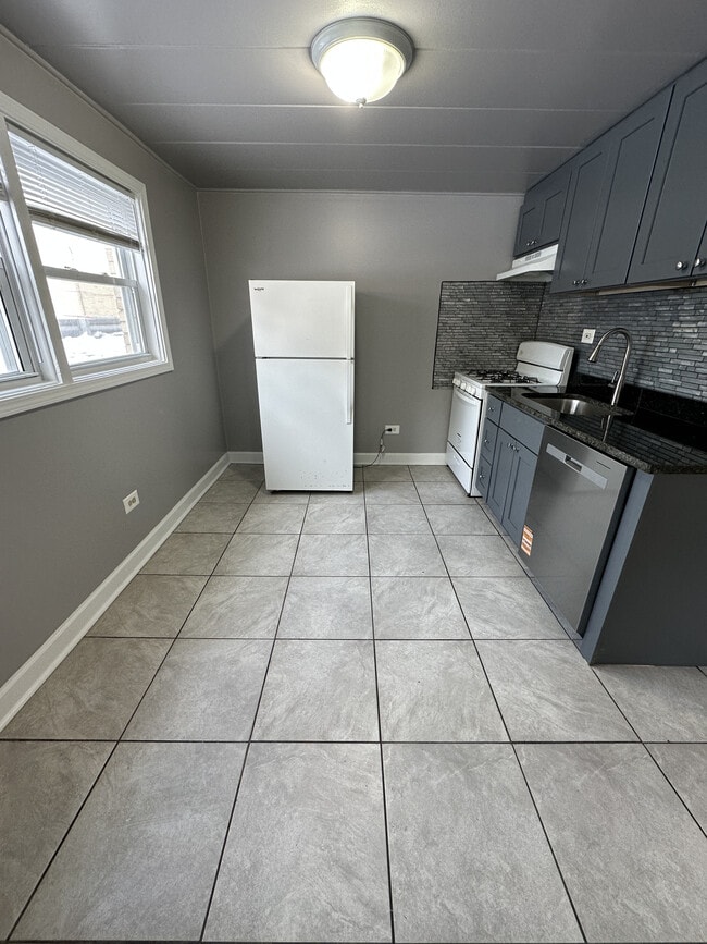 Photo - 9632 Ivanhoe Ave Unit 1A