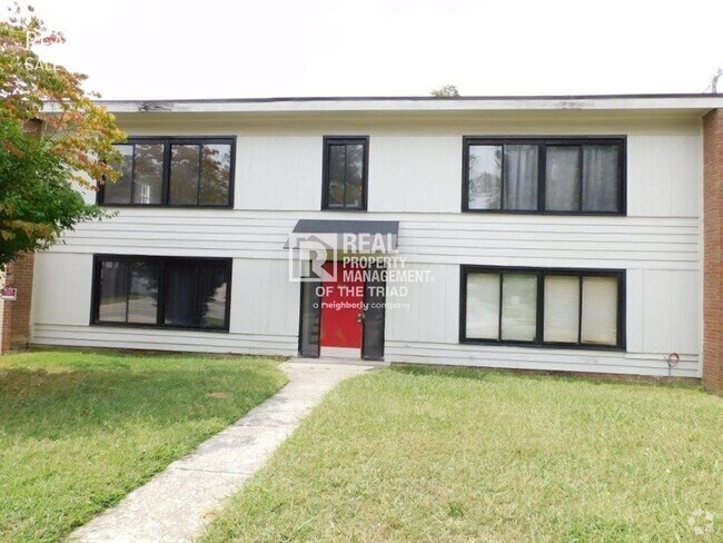 Building Photo - 518 S. Mendenhall-D Unit D Rental
