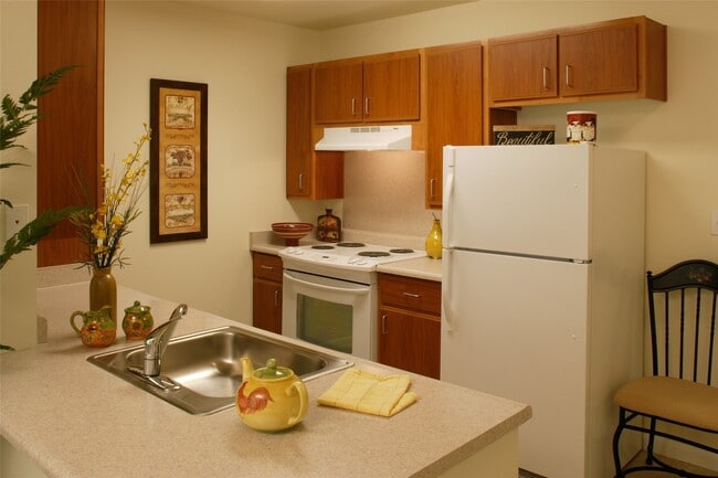 Photo - 3524 Fisher Rd NE