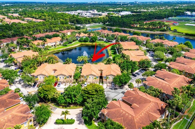 Building Photo - 4890 Bonsai Cir Unit 106