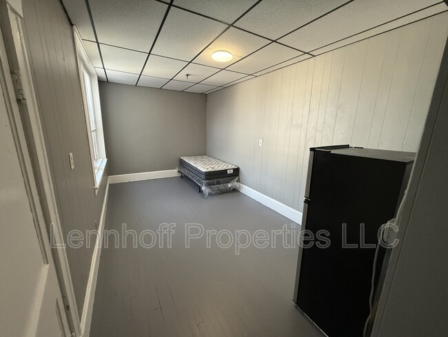 Photo - 82-86 South Broadway - 26