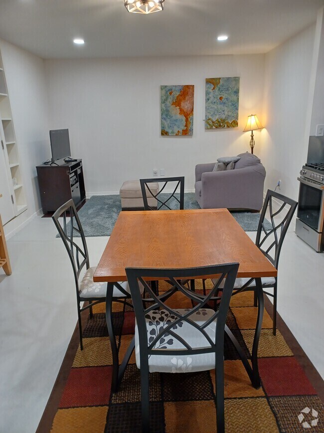 Building Photo - 1153 Capp St Unit A Rental
