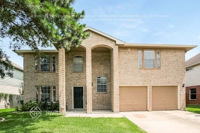 Building Photo - 21346 Hadrian Dr