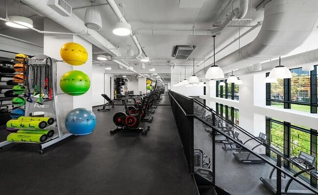 Photo - 233 Franklin St Unidad 15J