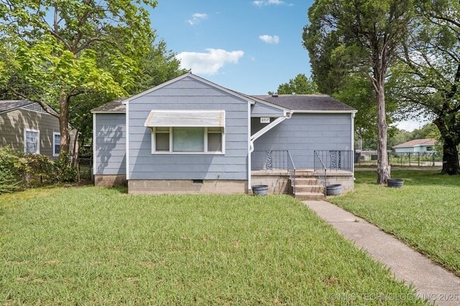 Building Photo - 3917 E Xyler St Rental