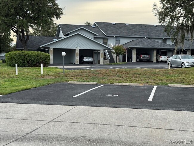 Photo - 790 E Gilchrist Ct