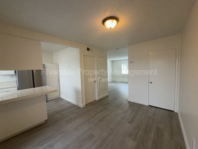 Photo - 2255 Cahuilla St Unit 105