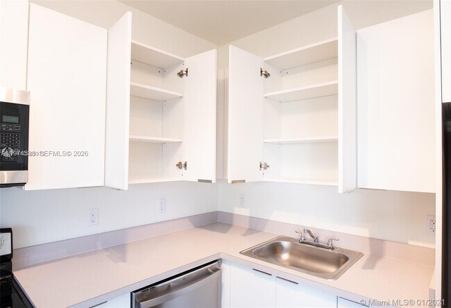 Photo - 120 NE 71st St Unit 4