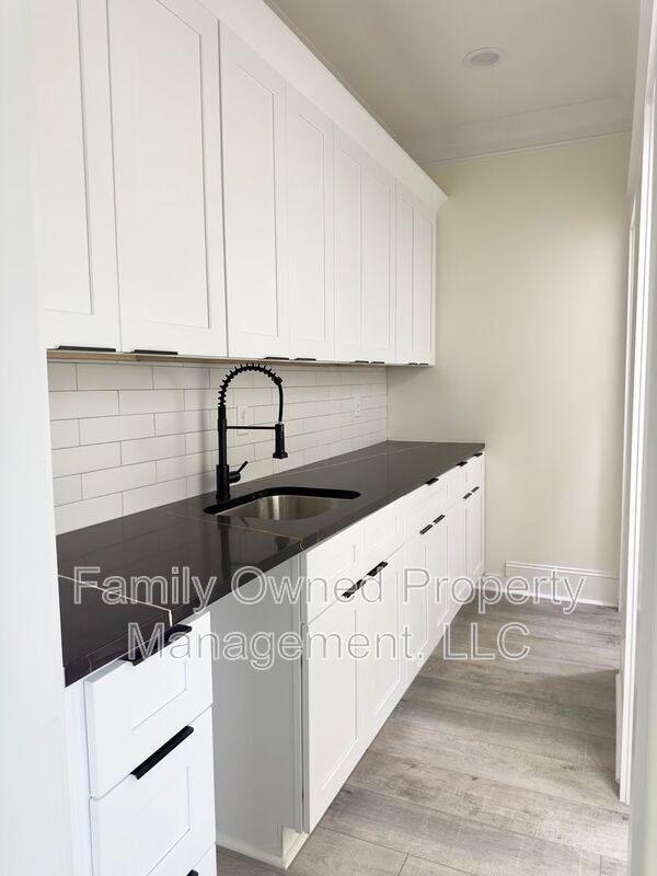 Photo - 2245 Fillmore St