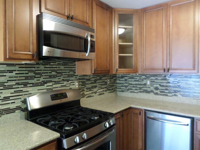 Photo - 2939 Van Ness St NW