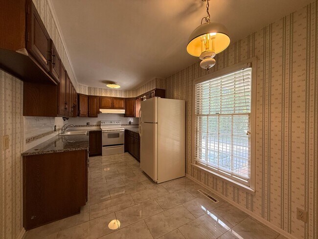 Photo - 2711 Reynolda Rd