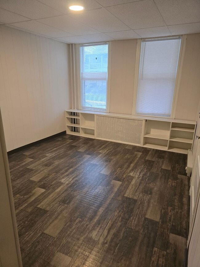 Photo - 1107 W King St Unit 1st Floor