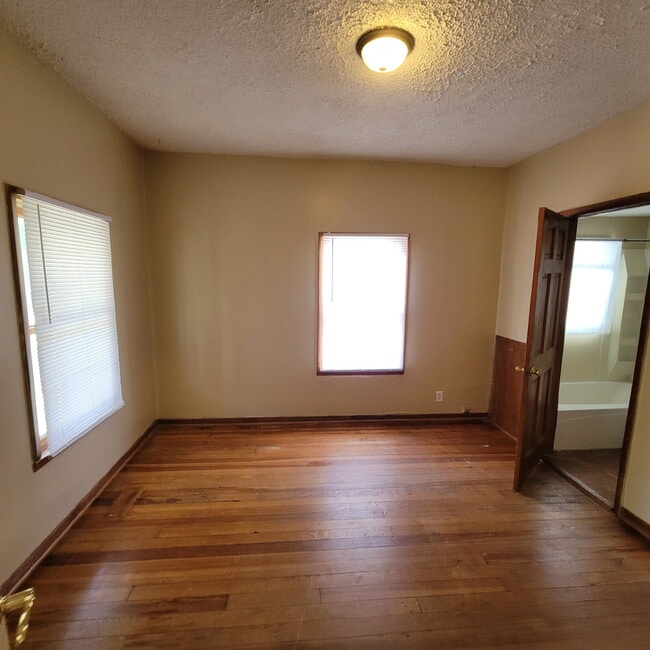 Photo - Near Southeast 2BR House!