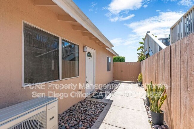 Photo - 1090 Gardena Rd Unidad Apt B