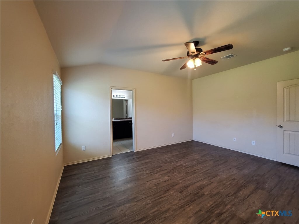 Photo - 1536 Gateshead Dr