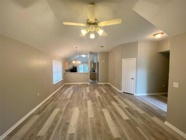 Photo - 5710 Lark Creek Dr