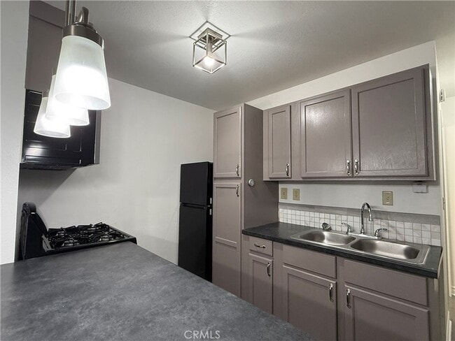 Photo - 816 Belmont Ave Unit D