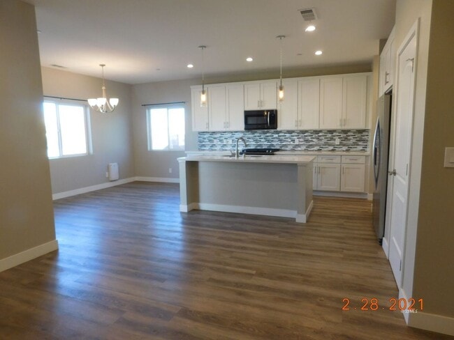 Photo - Beautiful 4 bed, 2.5 bath home AVAILABLE for RENT&nbsp;February&nbsp;15th, 2026!