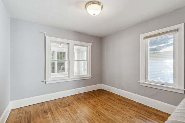 Photo - 1583 Jefferson Ave