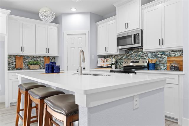 Photo - 520 E 5th St