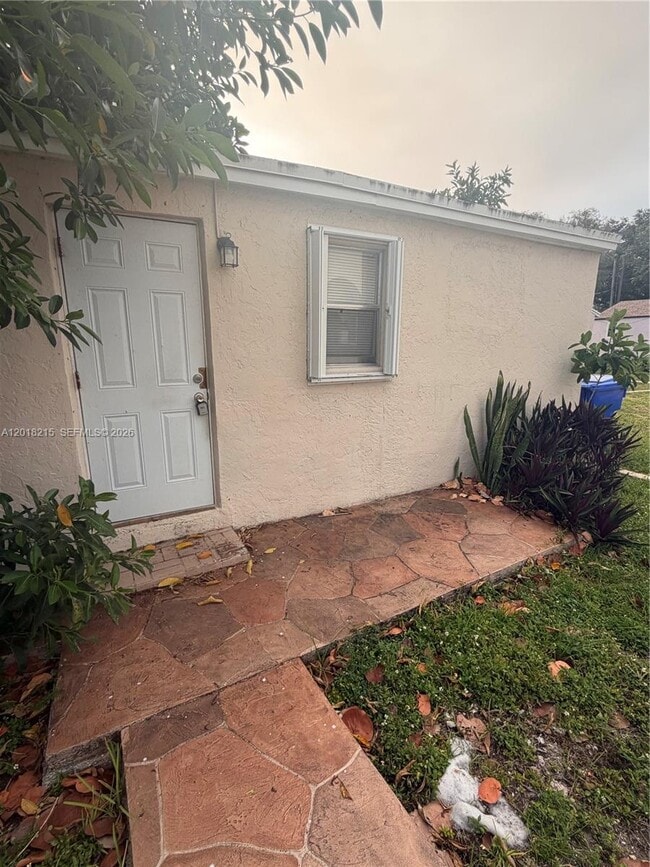 Building Photo - 410 N 58th Ave