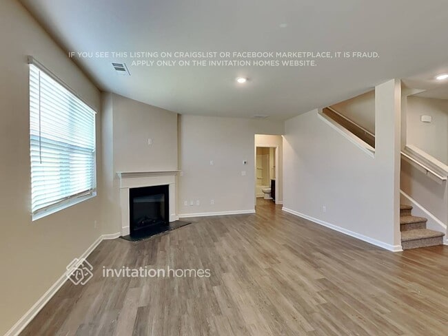 919 Lilfield Ln